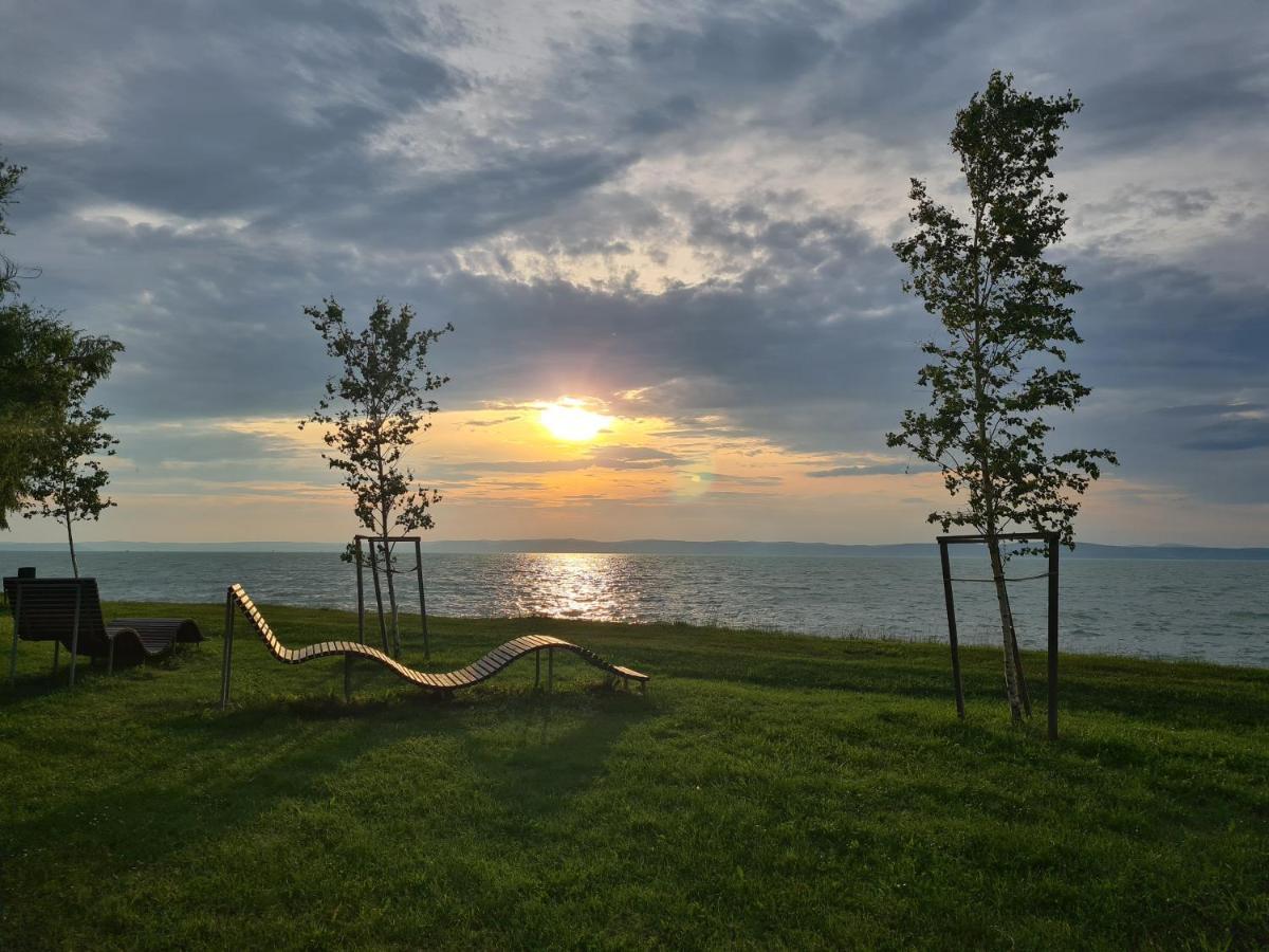 Eda Beach Apartman Siofok Ngoại thất bức ảnh