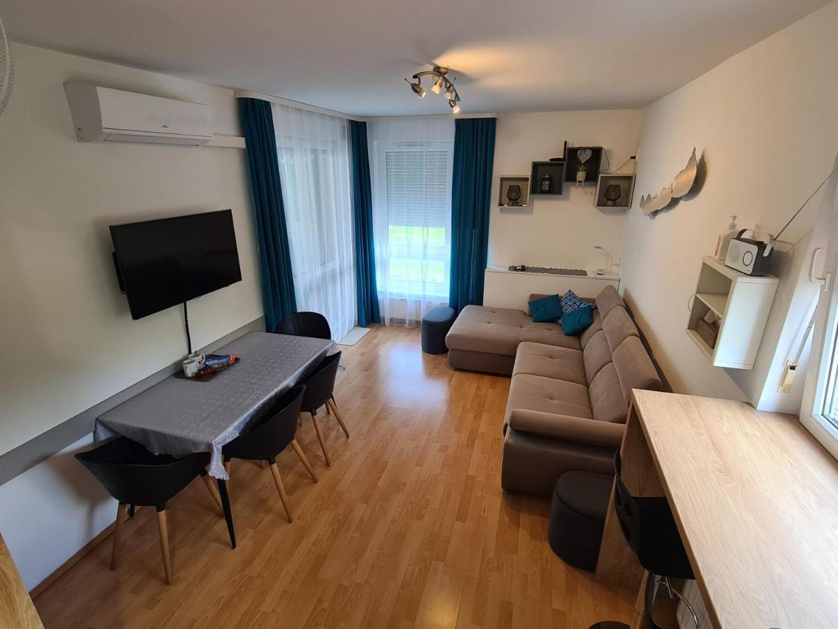 Eda Beach Apartman Siofok Ngoại thất bức ảnh